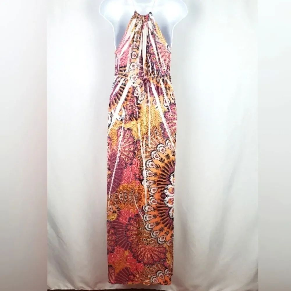 Halter Maxi Dress - Picture 4 of 9